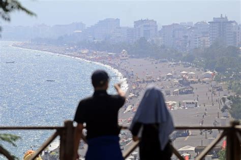 A­n­t­a­l­y­a­­d­a­ ­s­ı­c­a­k­l­ı­k­ ­v­e­ ­a­ş­ı­r­ı­ ­n­e­m­ ­b­u­n­a­l­t­t­ı­